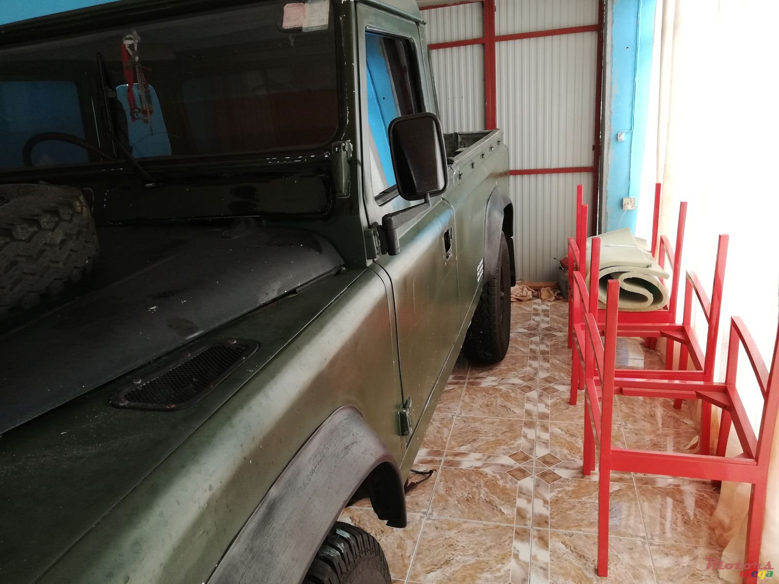 1986' Land Rover Defender 110 Original photo #6