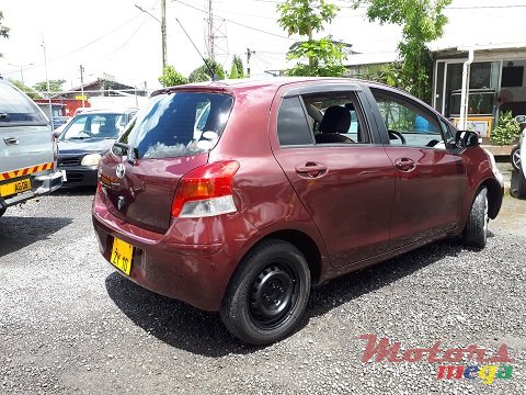 2010' Toyota Vitz photo #7