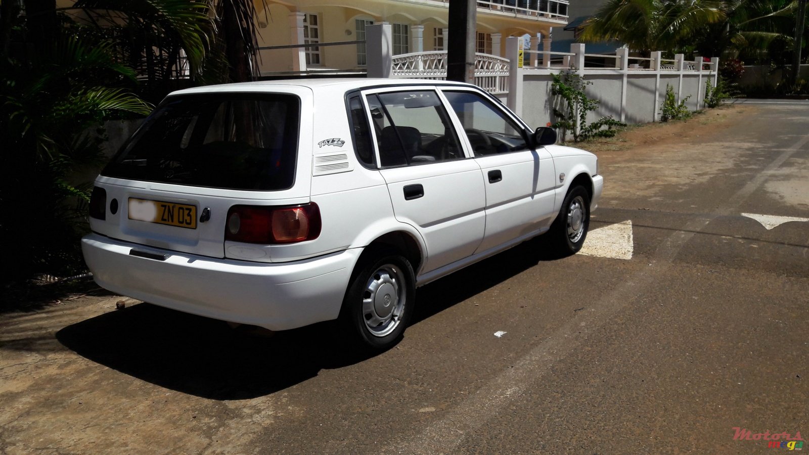 2003' Toyota photo #1