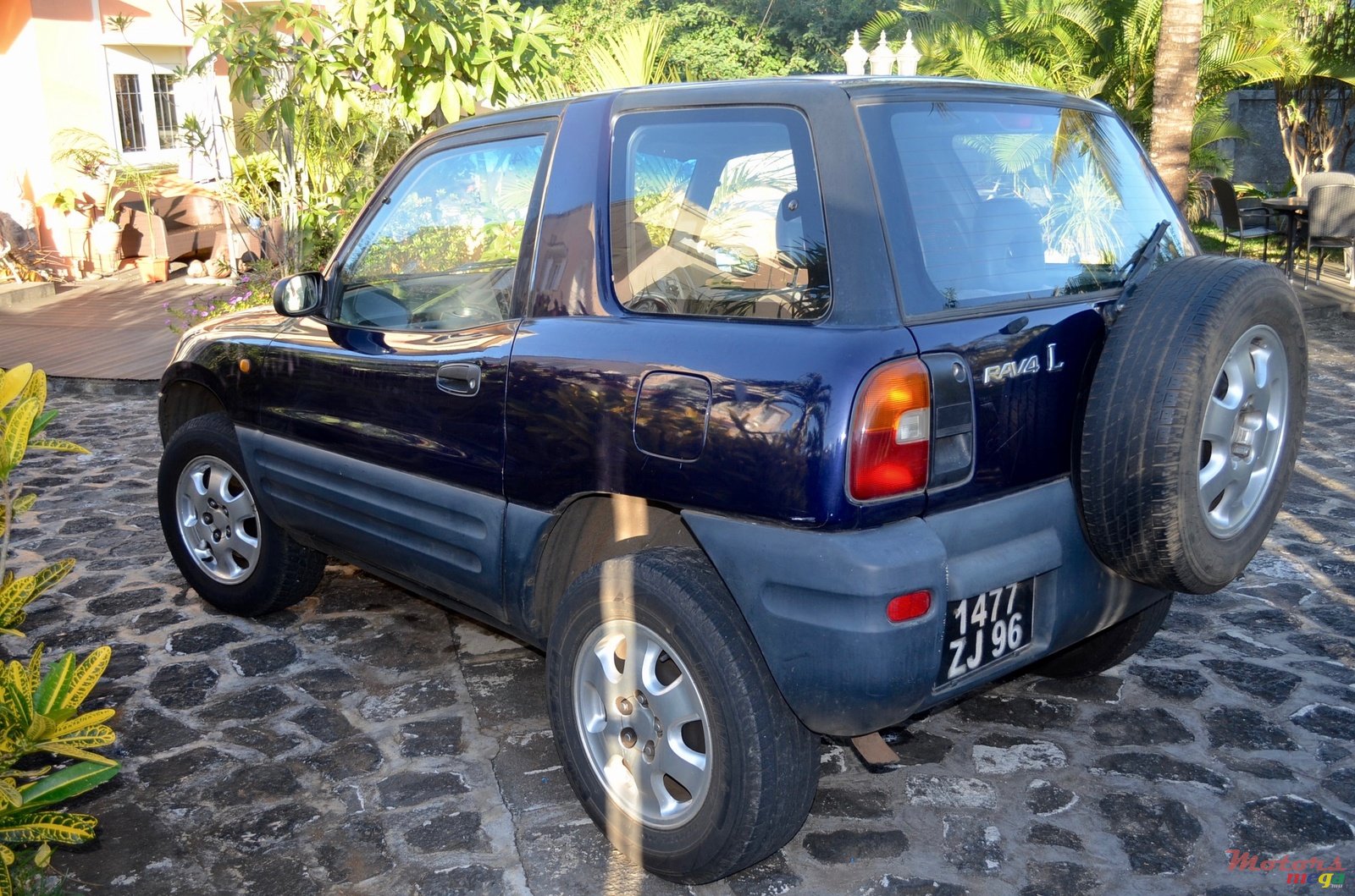 1996' Toyota RAV4 photo #1