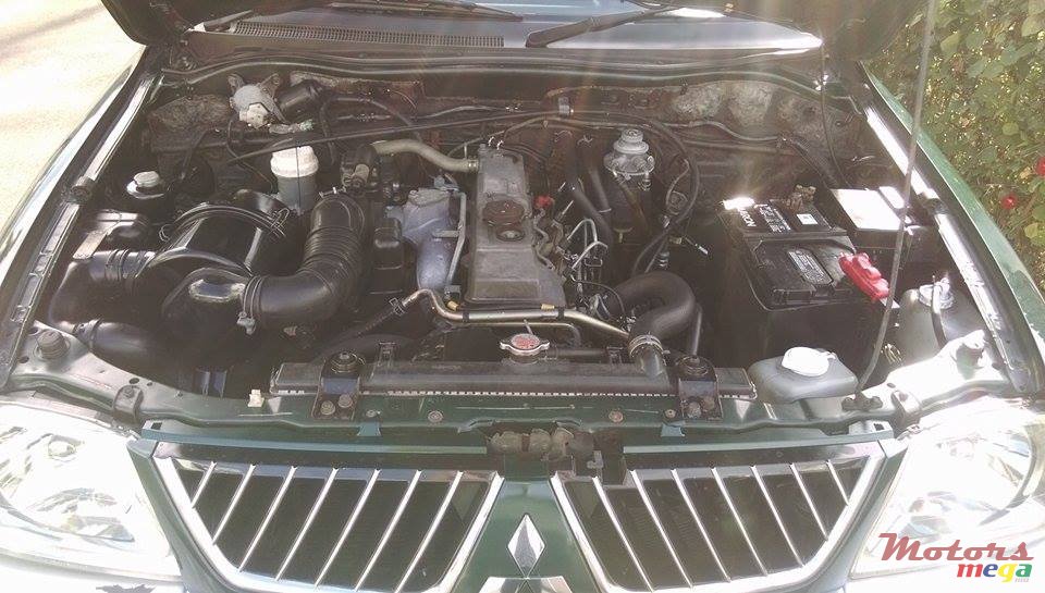 2007' Mitsubishi L200 Warrior photo #4