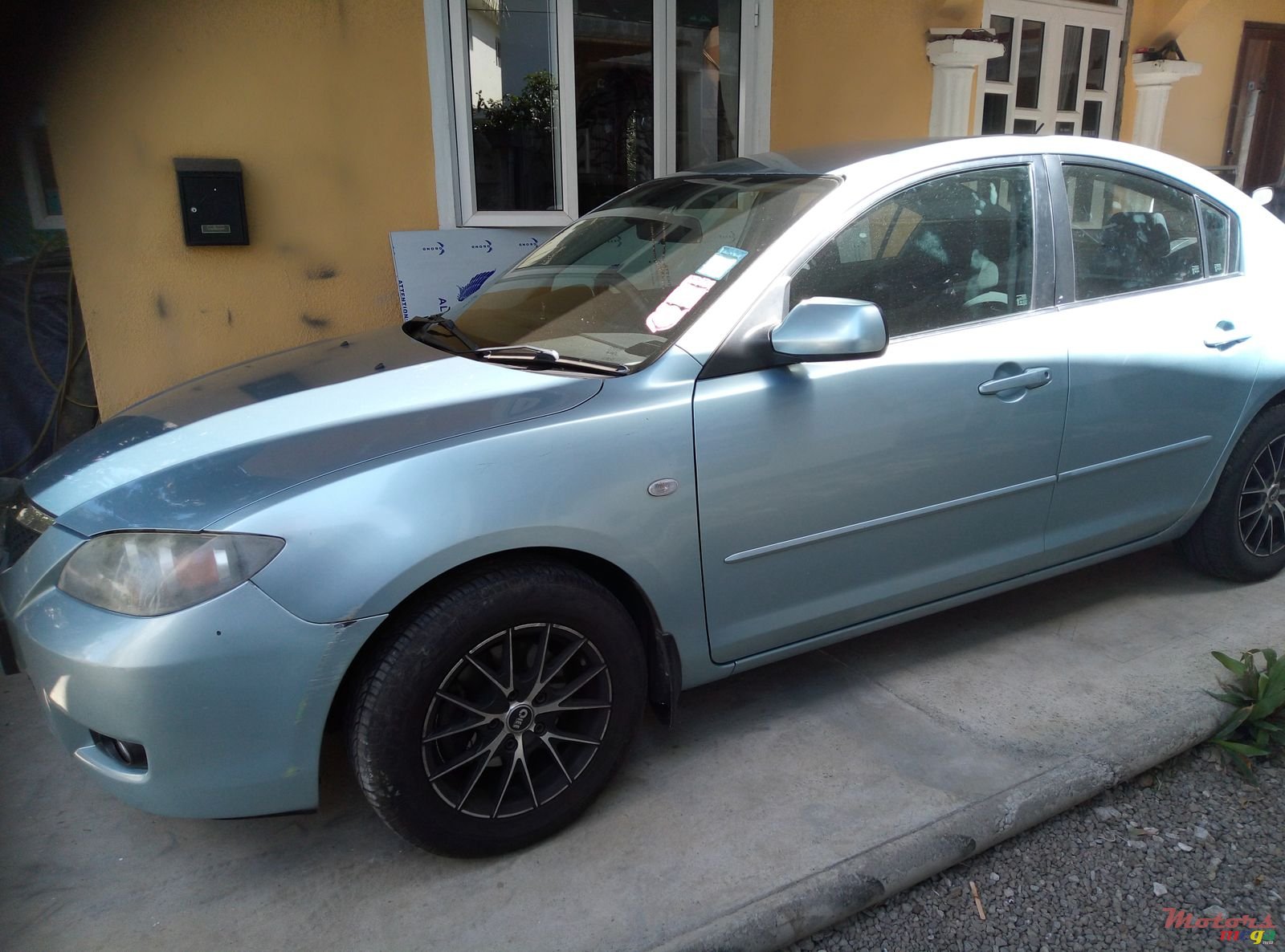 2006' Mazda 3 photo #2