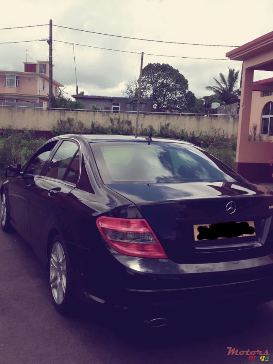 2010' Mercedes-Benz AMG photo #2