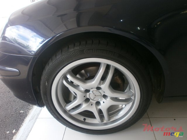 2006' Mercedes-Benz 200E photo #2