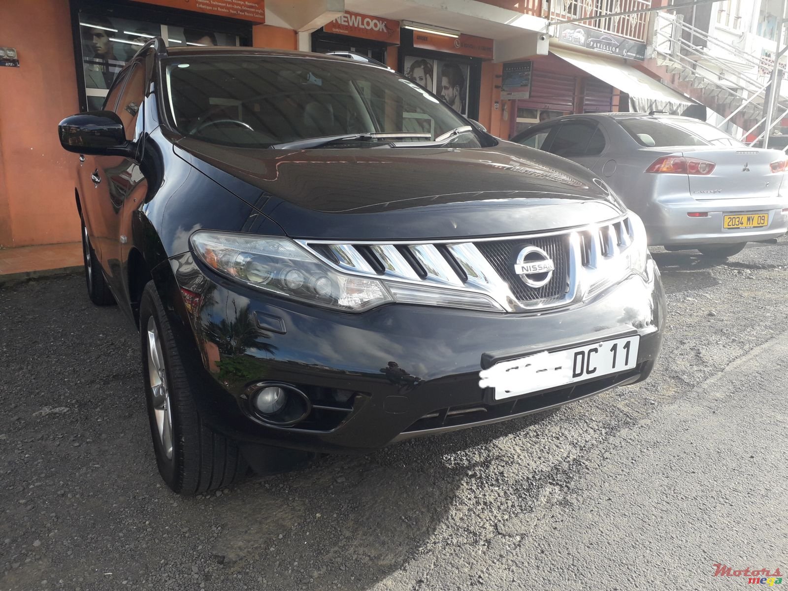 2011' Nissan Murano Automatic photo #2