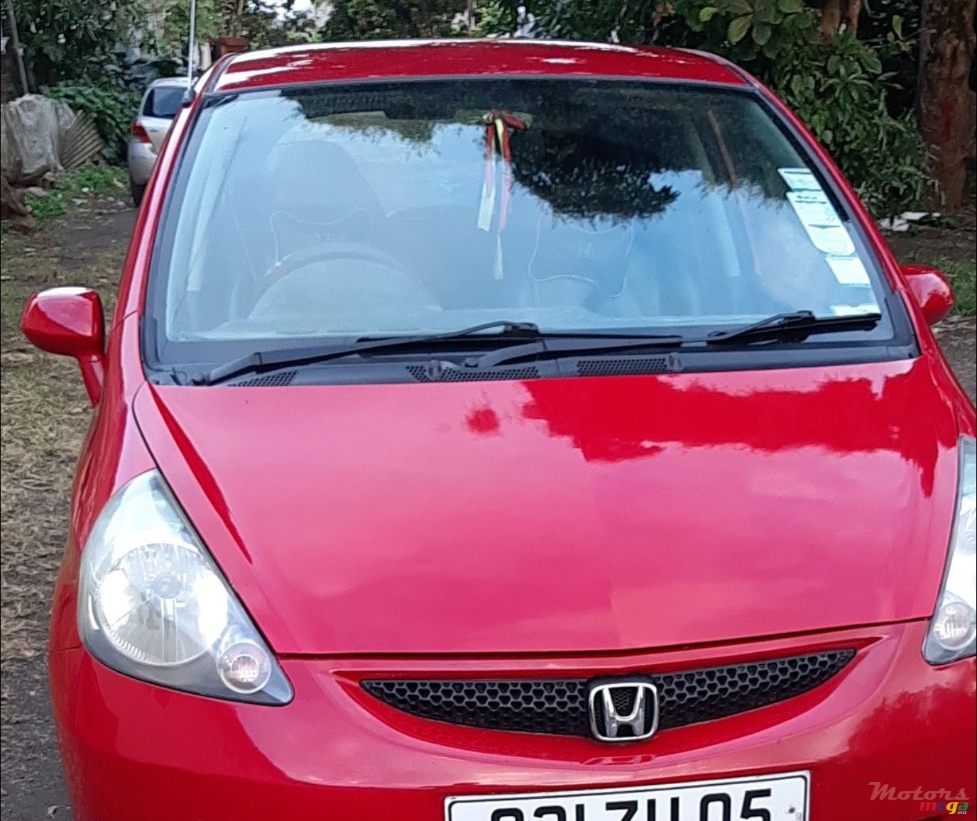 2005' Honda Fit photo #1