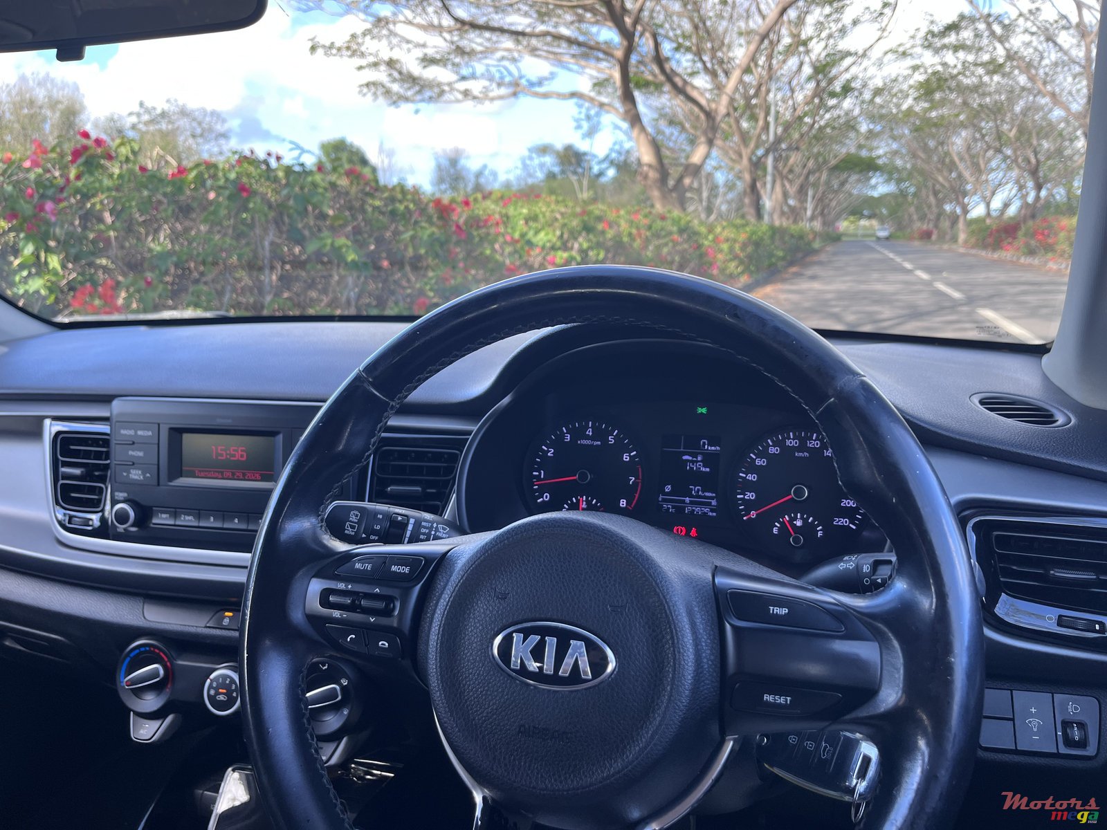 2017' Kia Rio photo #4
