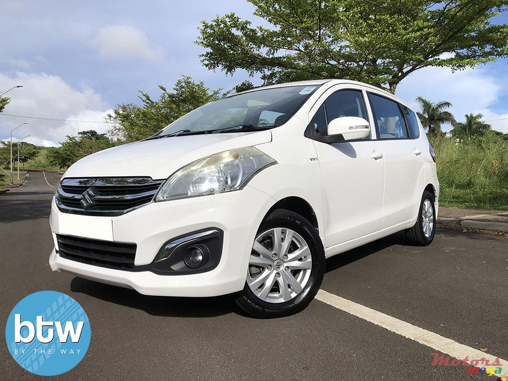 2018' Suzuki Ertiga photo #2