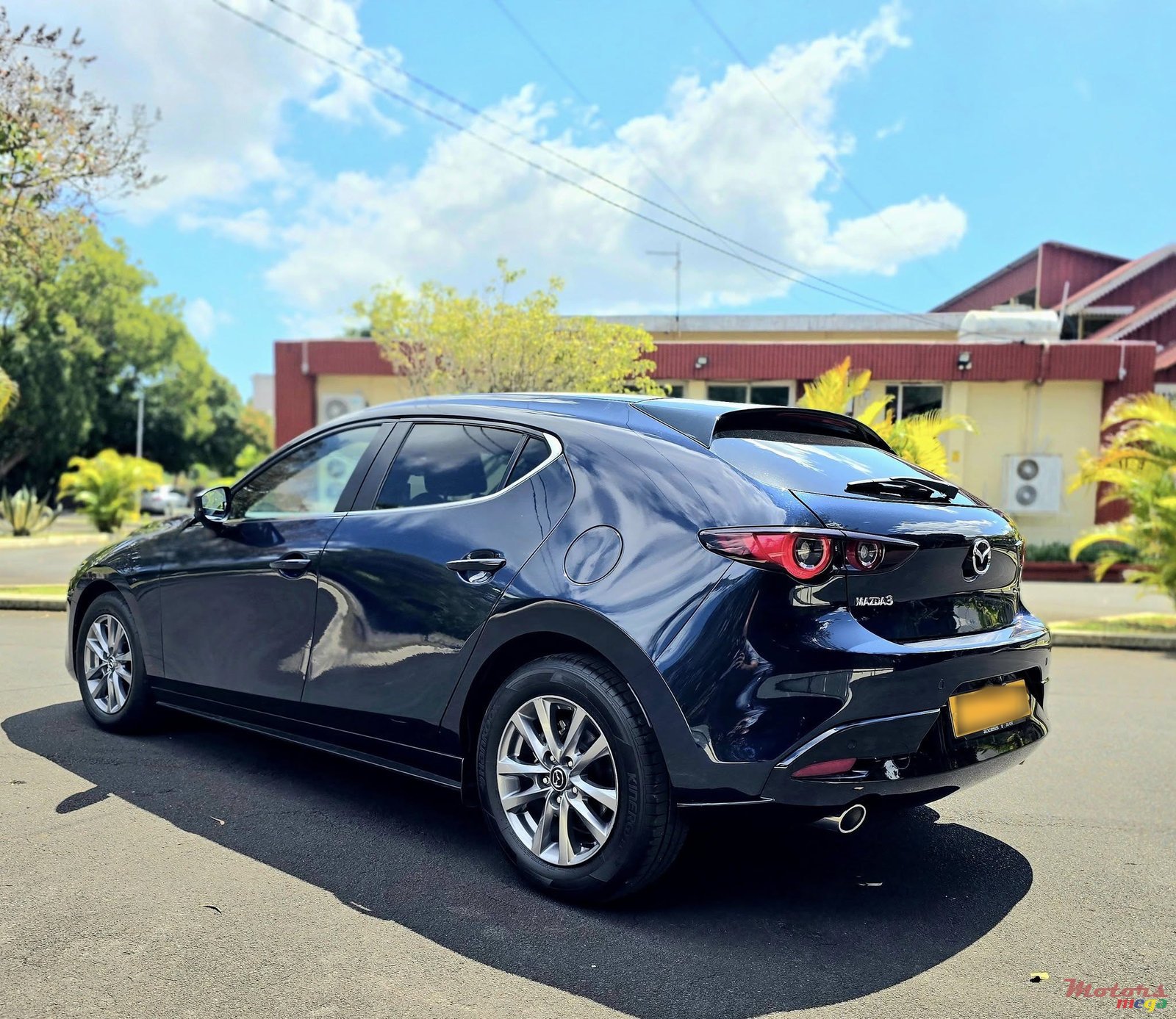 2022' Mazda 3 photo #3
