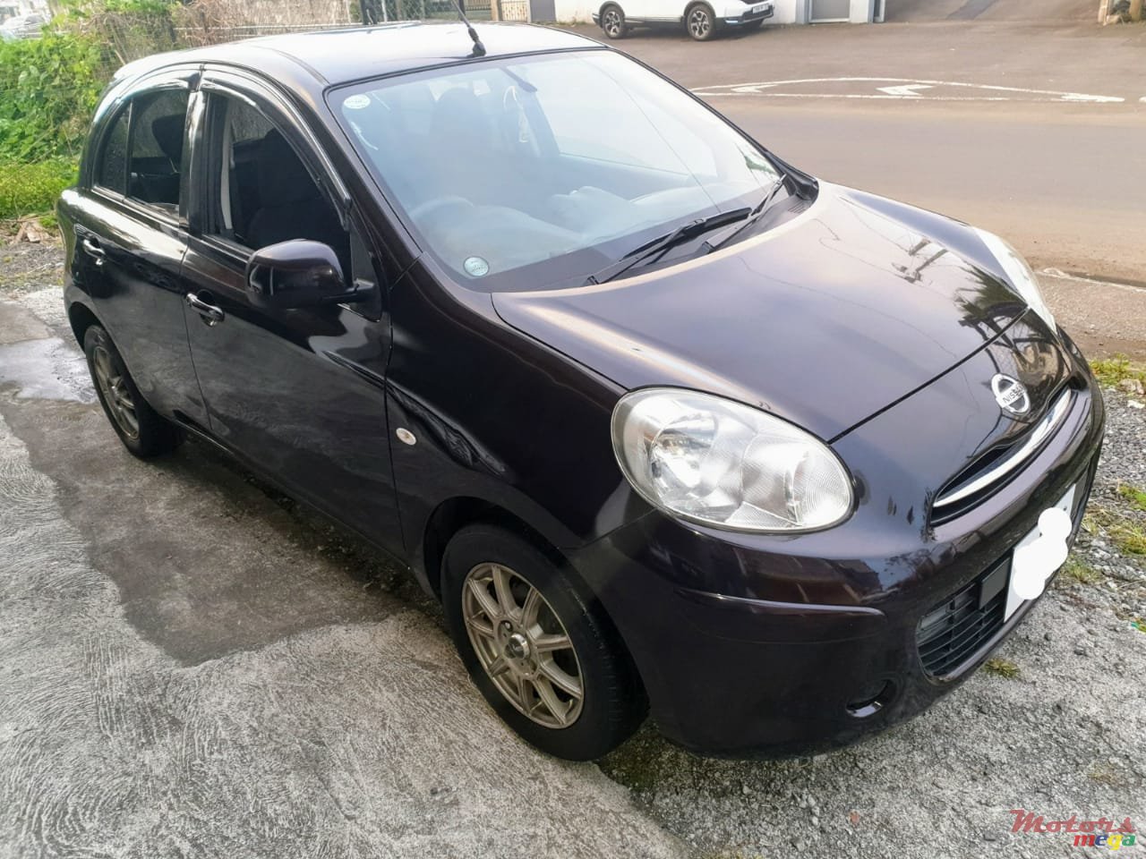 2012' Nissan March photo #3