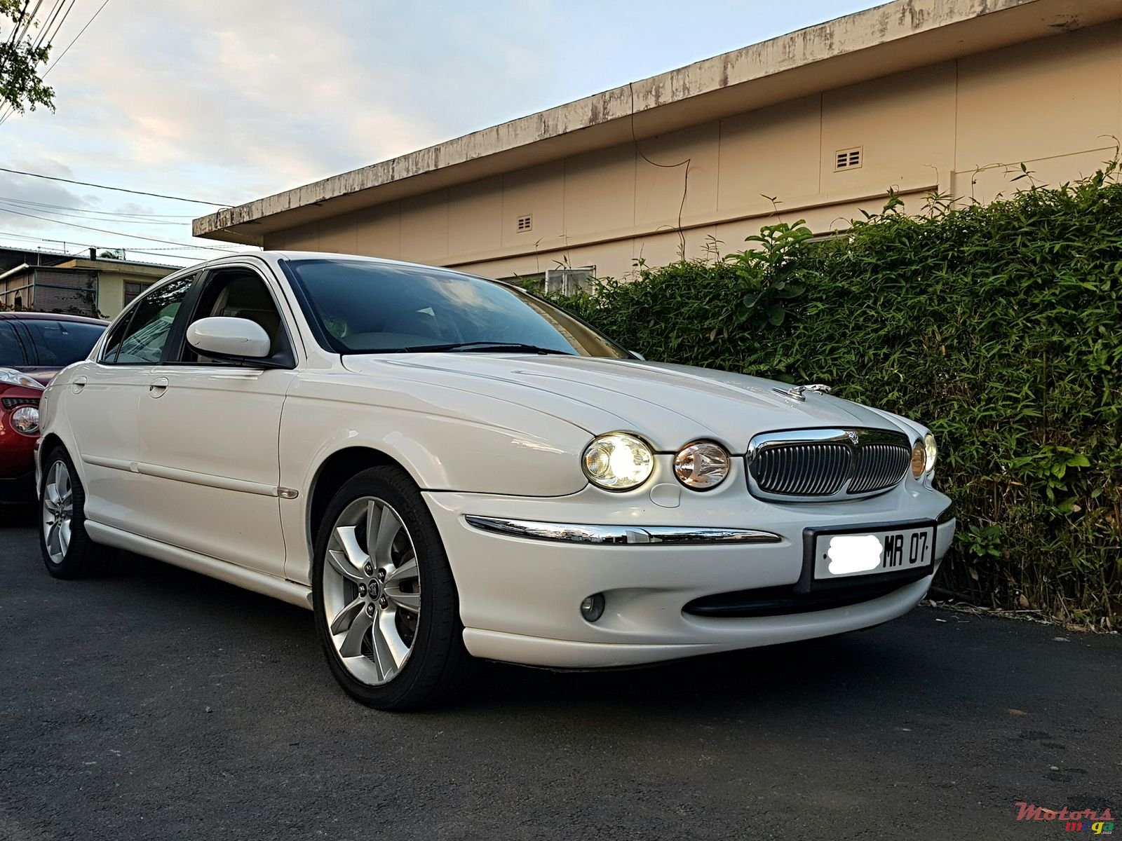 2007' Jaguar X-Type Automatic photo #1