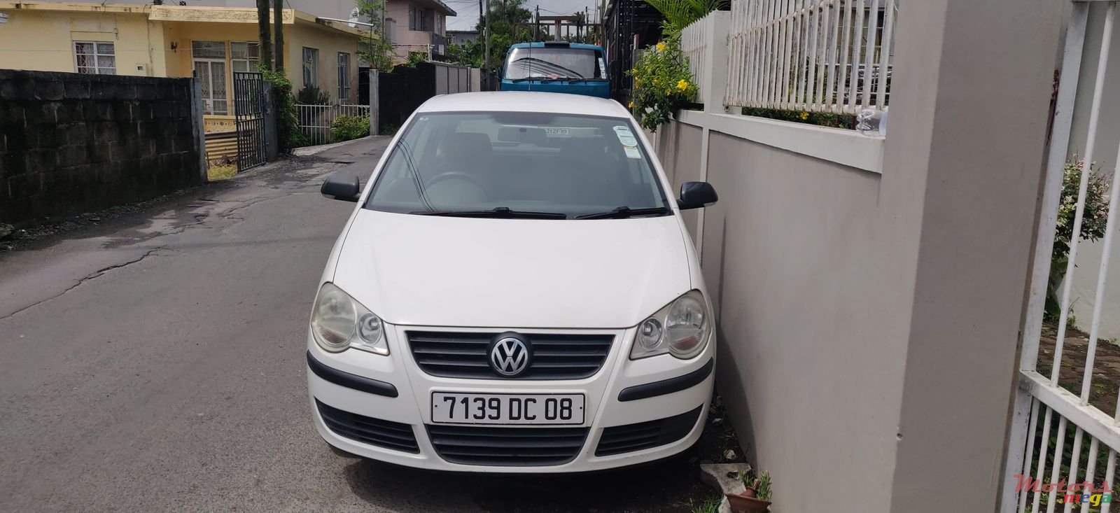 2008' Volkswagen Polo Hatchback photo #6