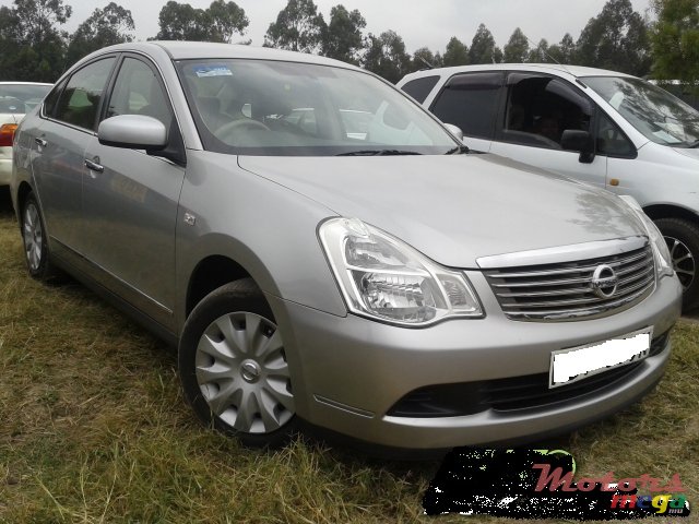 2007' Nissan Bluebird BLUEBIRD SYLPHY photo #1