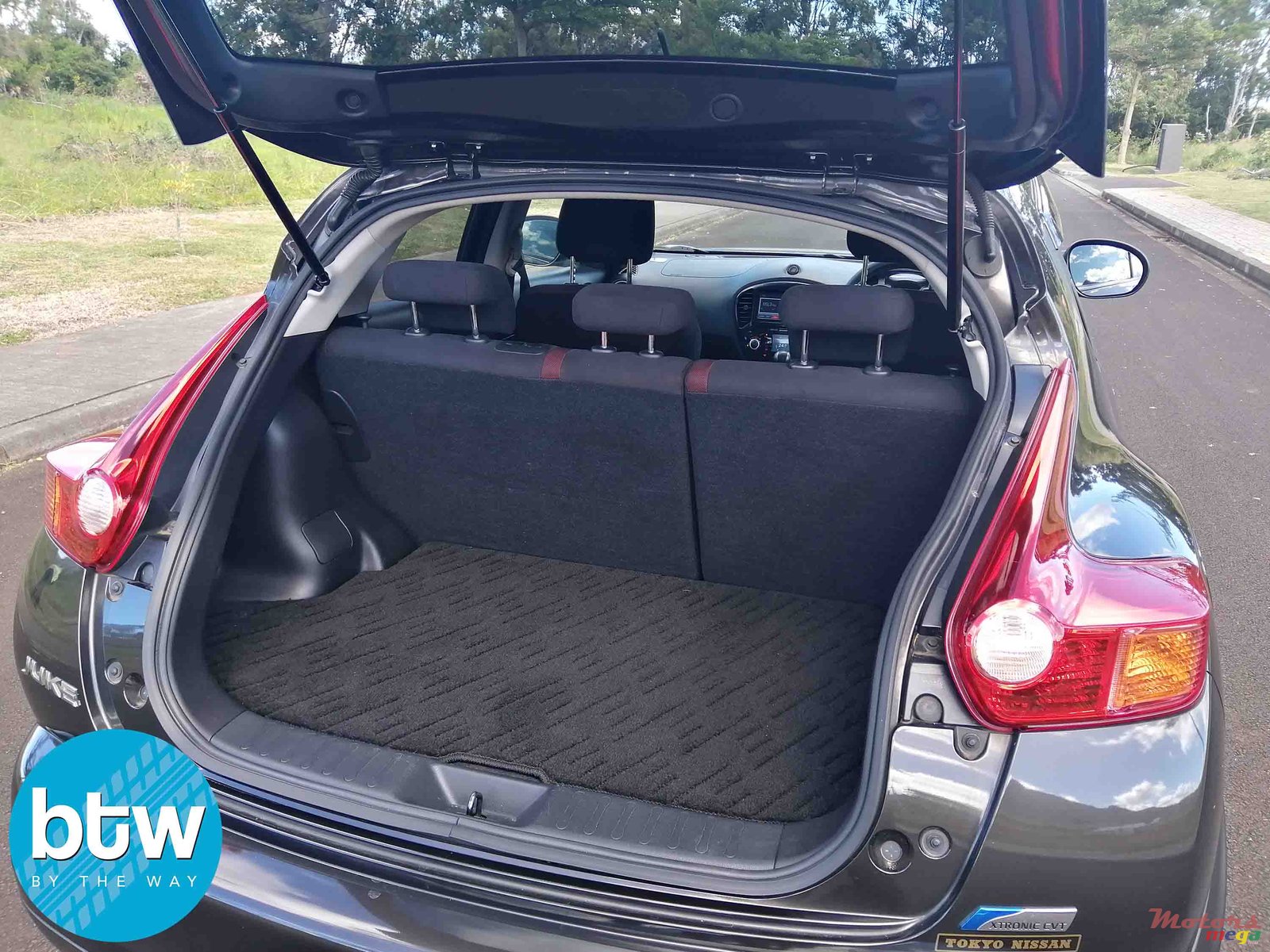 2011' Nissan Juke photo #7