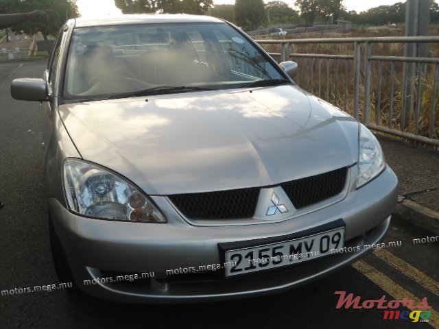 2009' Mitsubishi Lancer photo #1