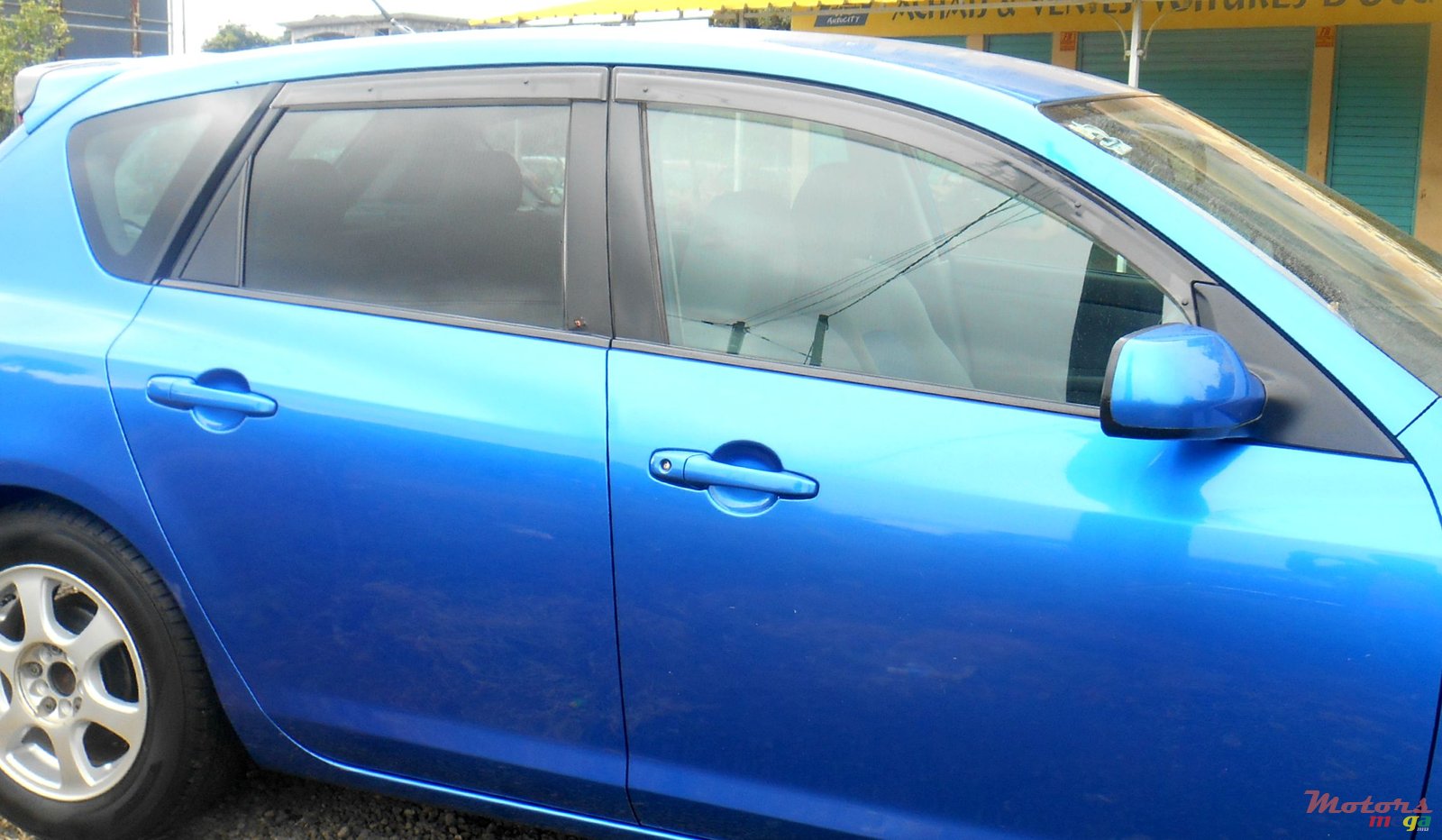 2004' Mazda Axela photo #4