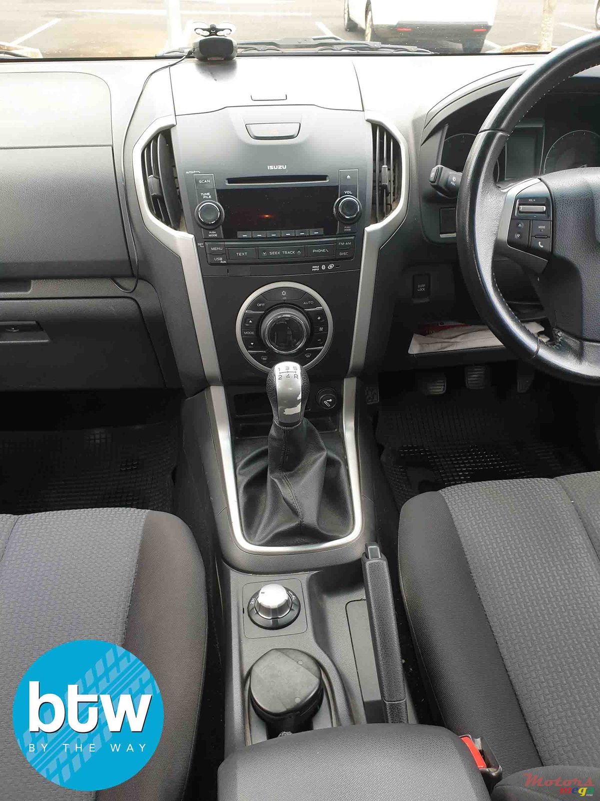 2013' Isuzu D-Max 30TD INTERCOOLER photo #4