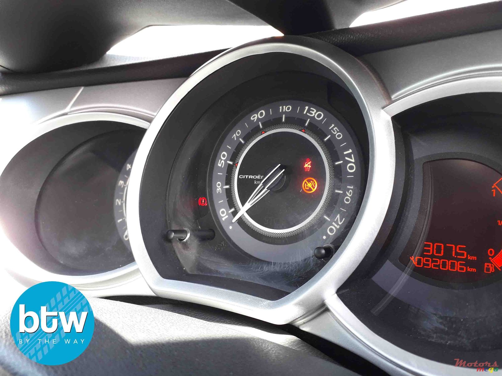 2012' Citroen C3 photo #7