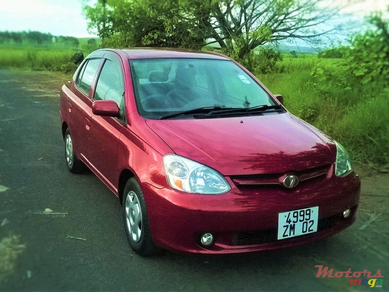 2002' Toyota Platz New Facelift photo #1