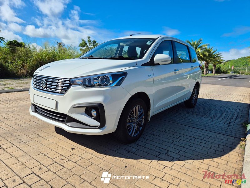 2021' Suzuki ERTIGA photo #2
