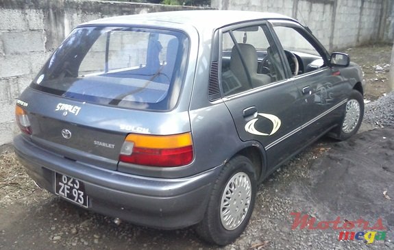 1993' Toyota Starlet photo #5