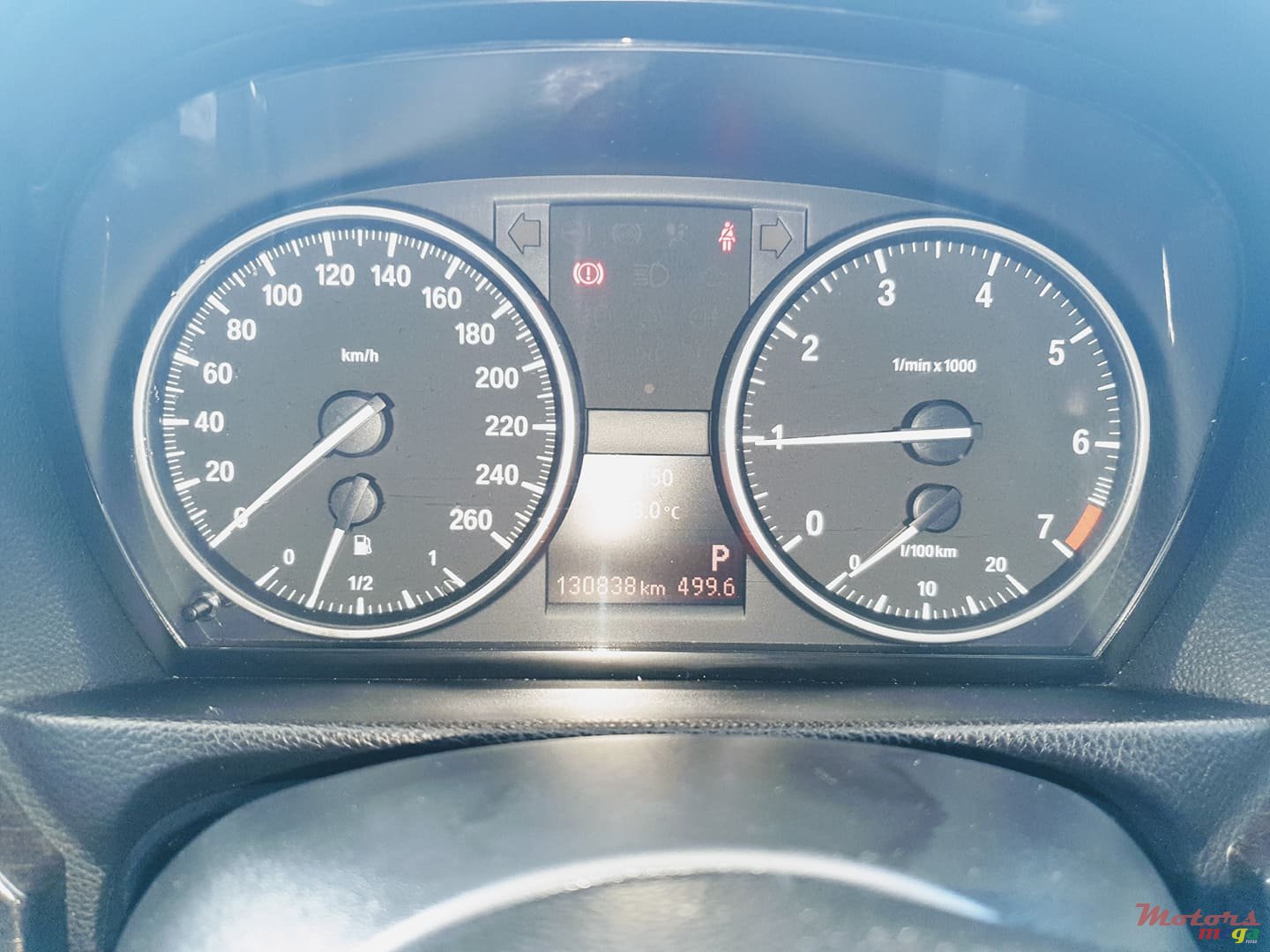 2011' BMW 320 photo #5