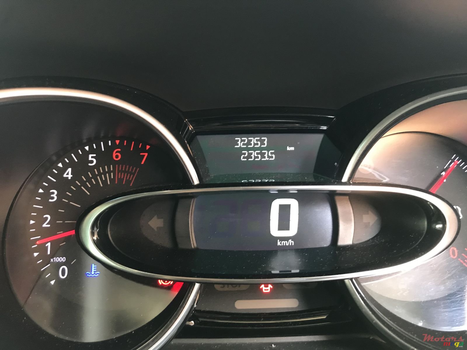 2017' Renault Clio photo #1