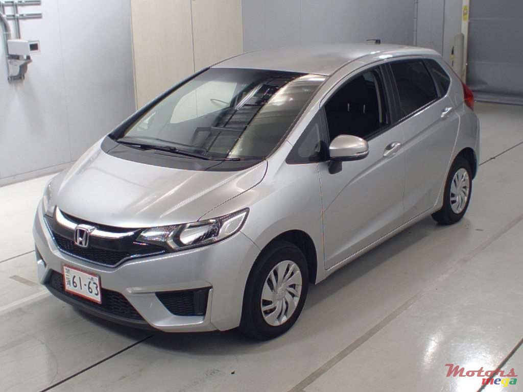 2016' Honda Fit photo #2