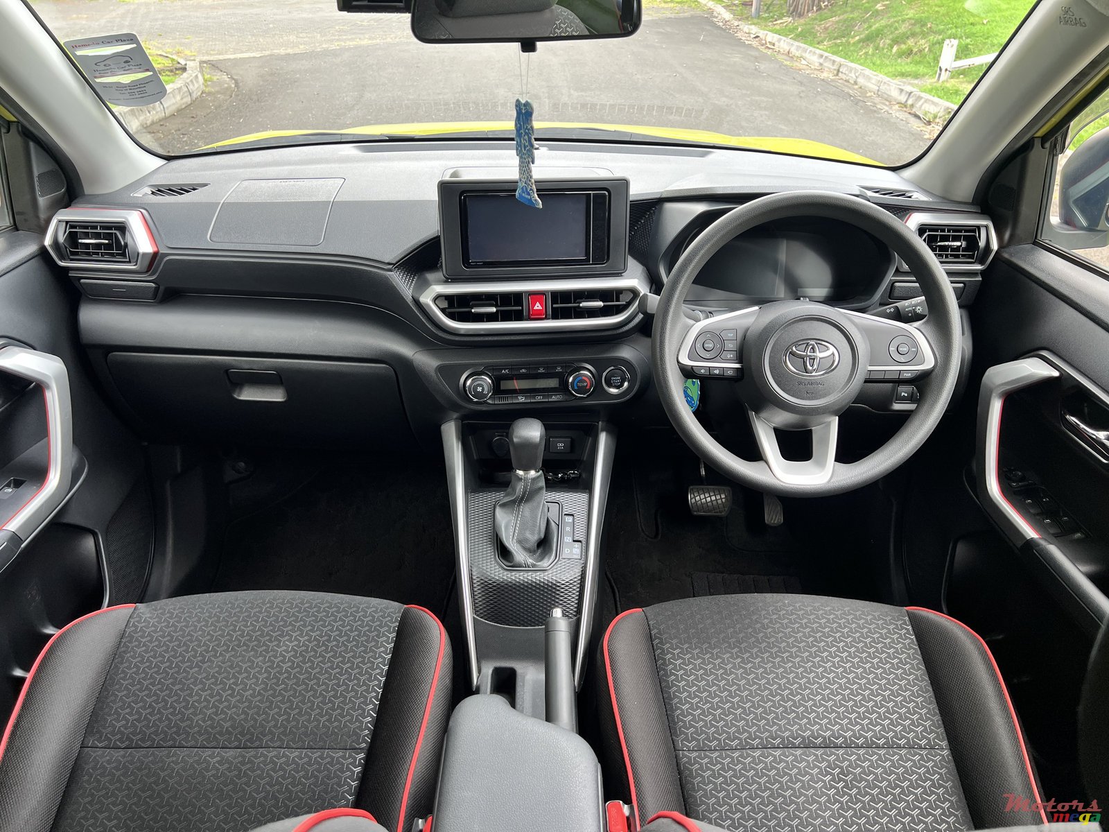 2021' Toyota photo #5