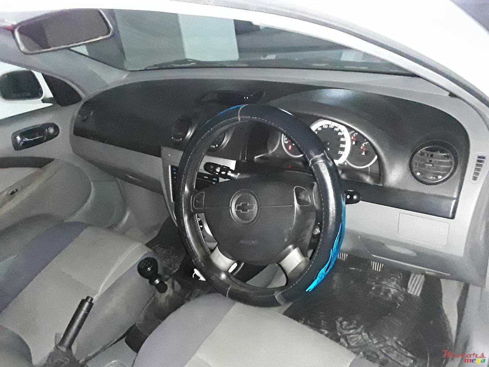 2008' Chevrolet Optra photo #4