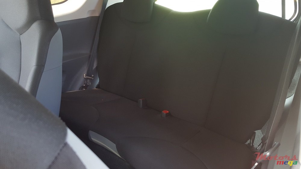 2009' Toyota Aygo 1.0 photo #6