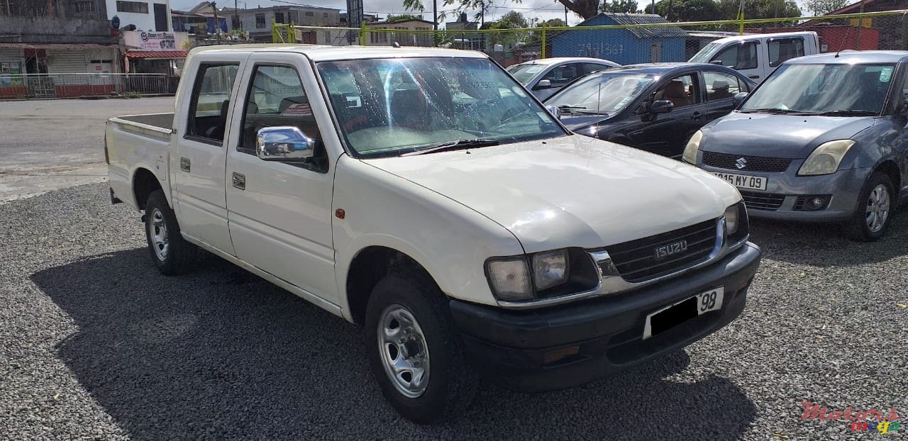 1998' Isuzu photo #2