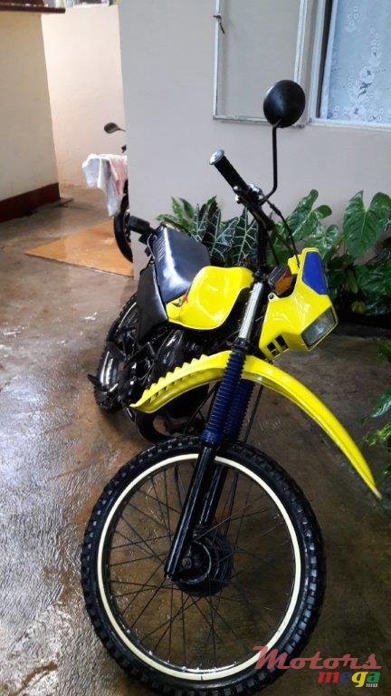 2000' Yamaha DT125 photo #2