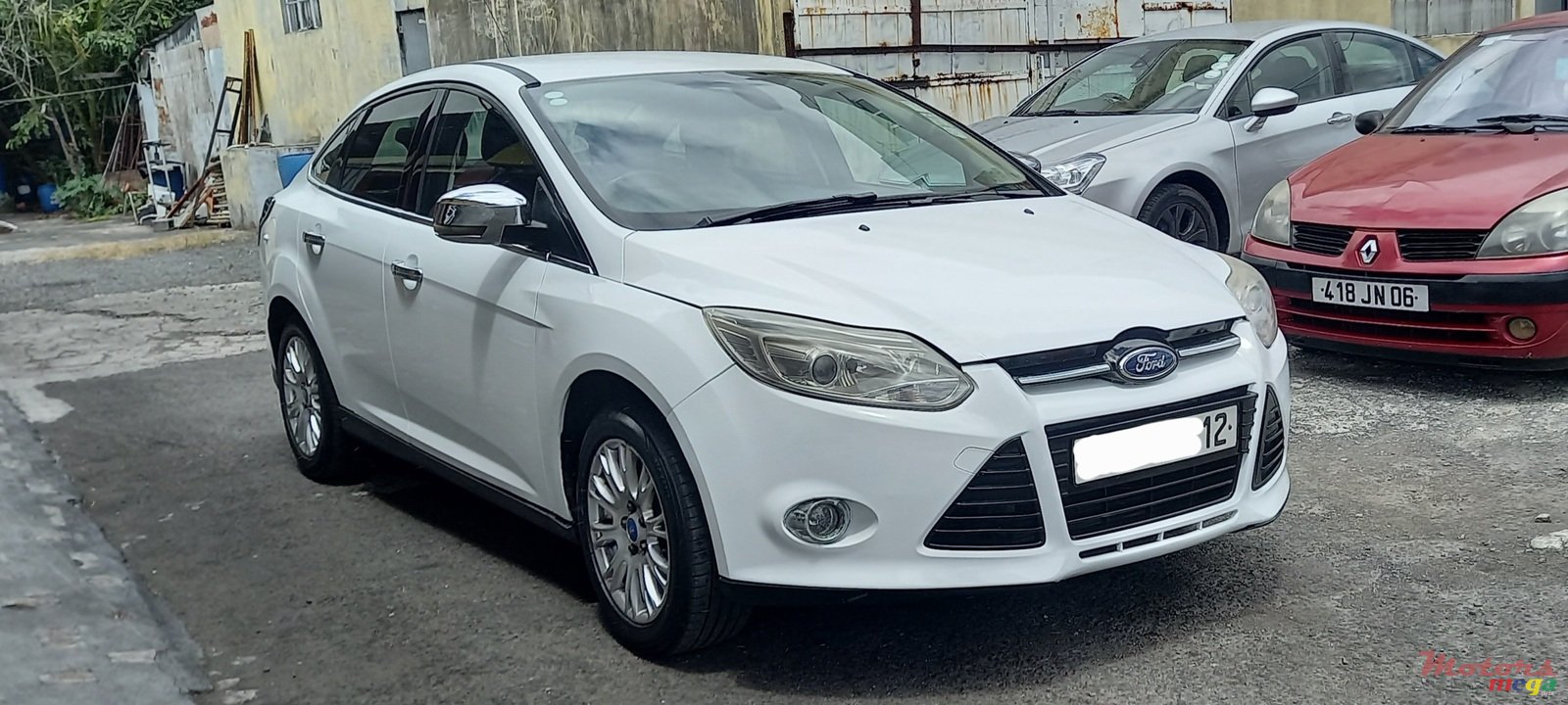 2012' Ford Focus photo #1