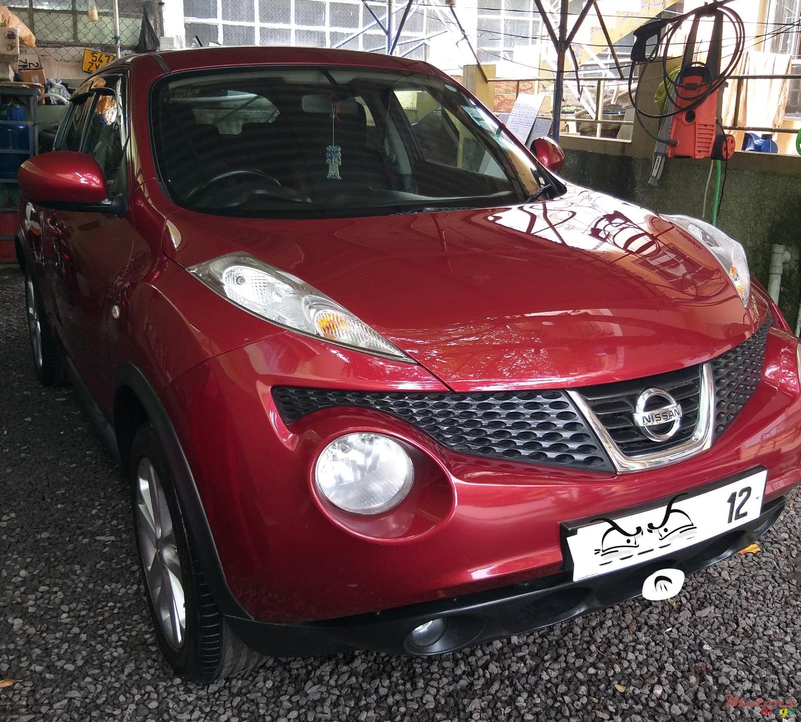 2012' Nissan Juke photo #2