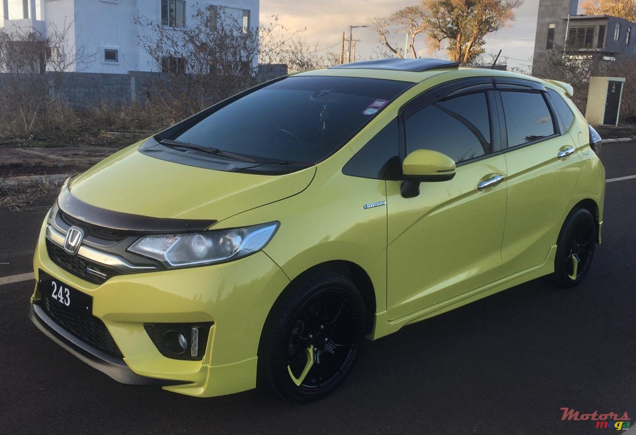 2013' Honda Fit S photo #3