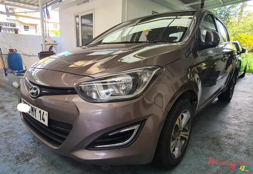 2014' Hyundai i20 EXCELLENT photo #2