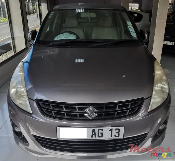 2013' Suzuki Swift Dzire photo #1