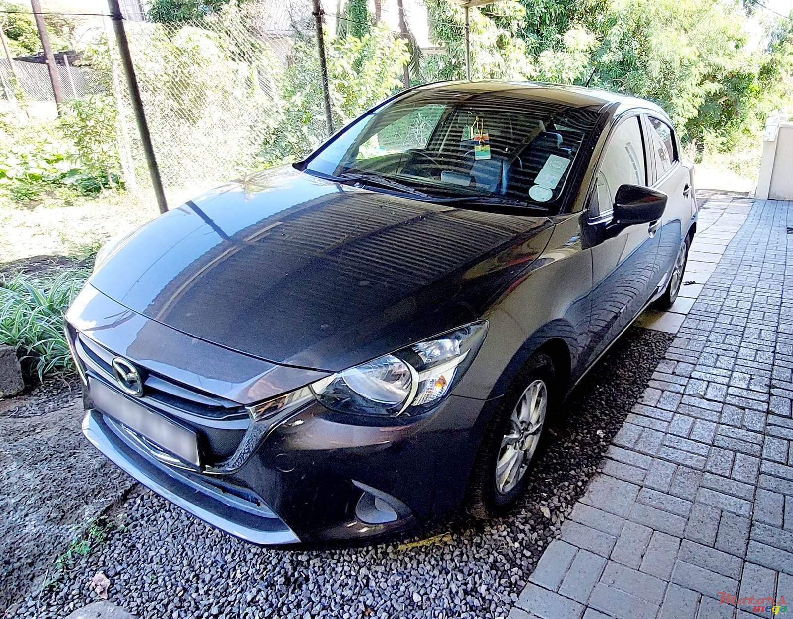 2015' Mazda 2 N/A photo #4