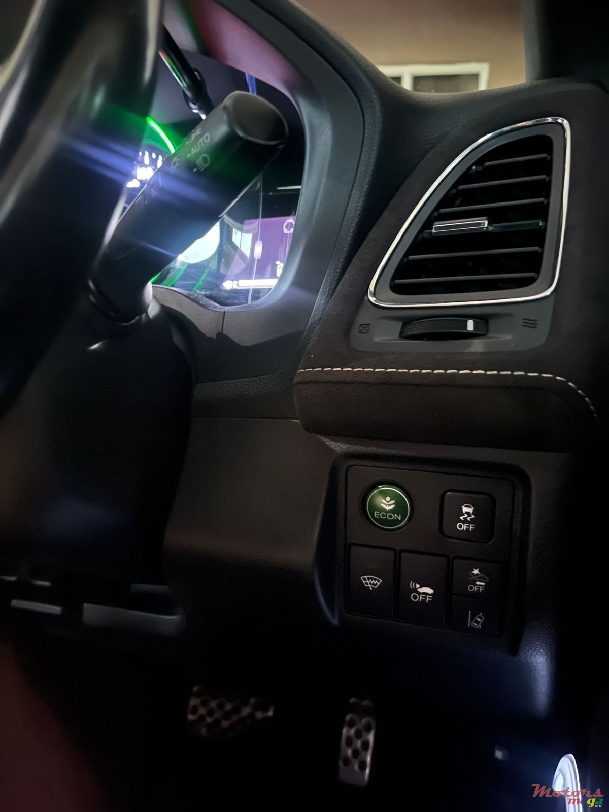 2018' Honda HR-V Rs photo #4