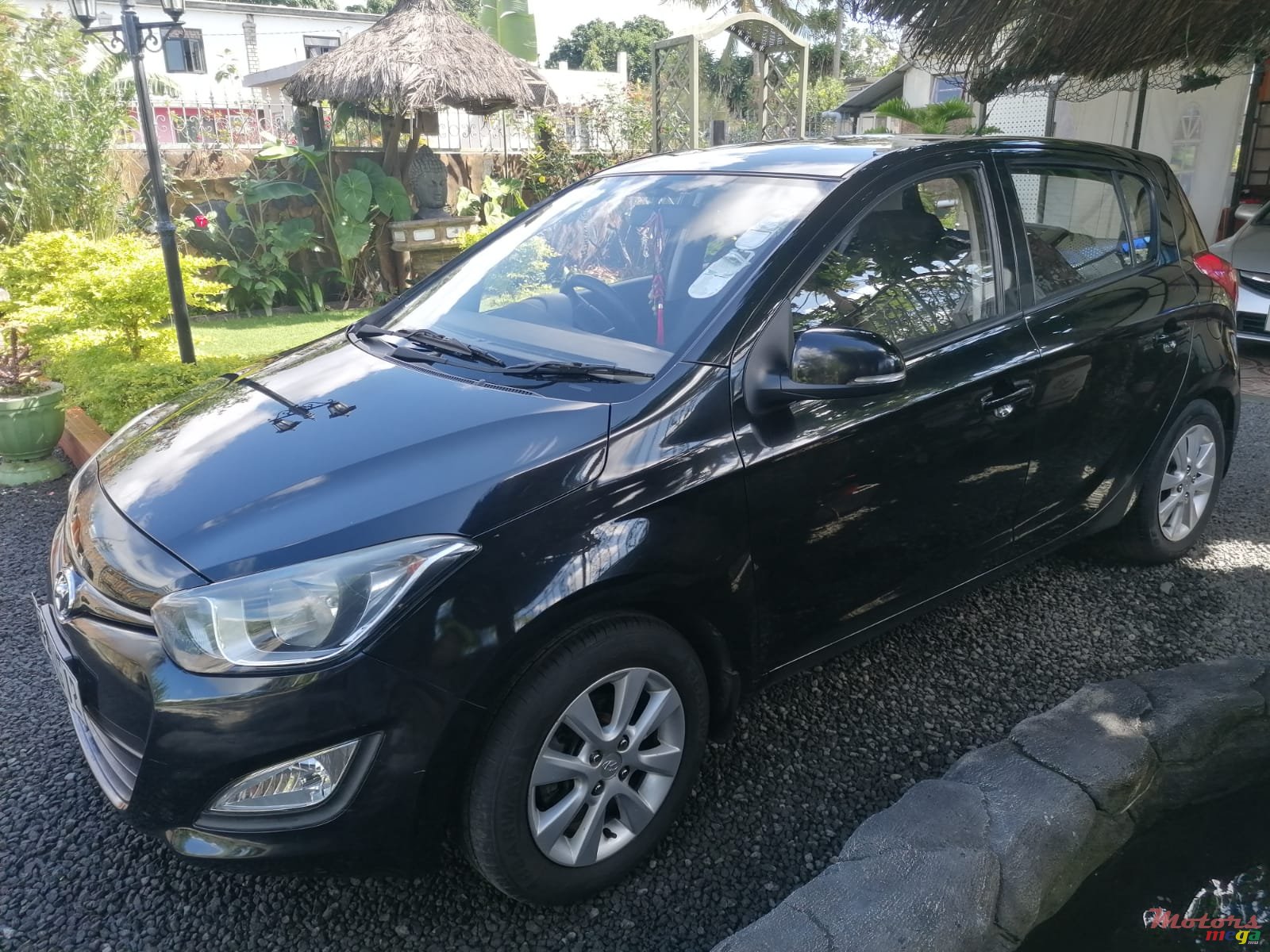 2012' Hyundai i20 photo #6