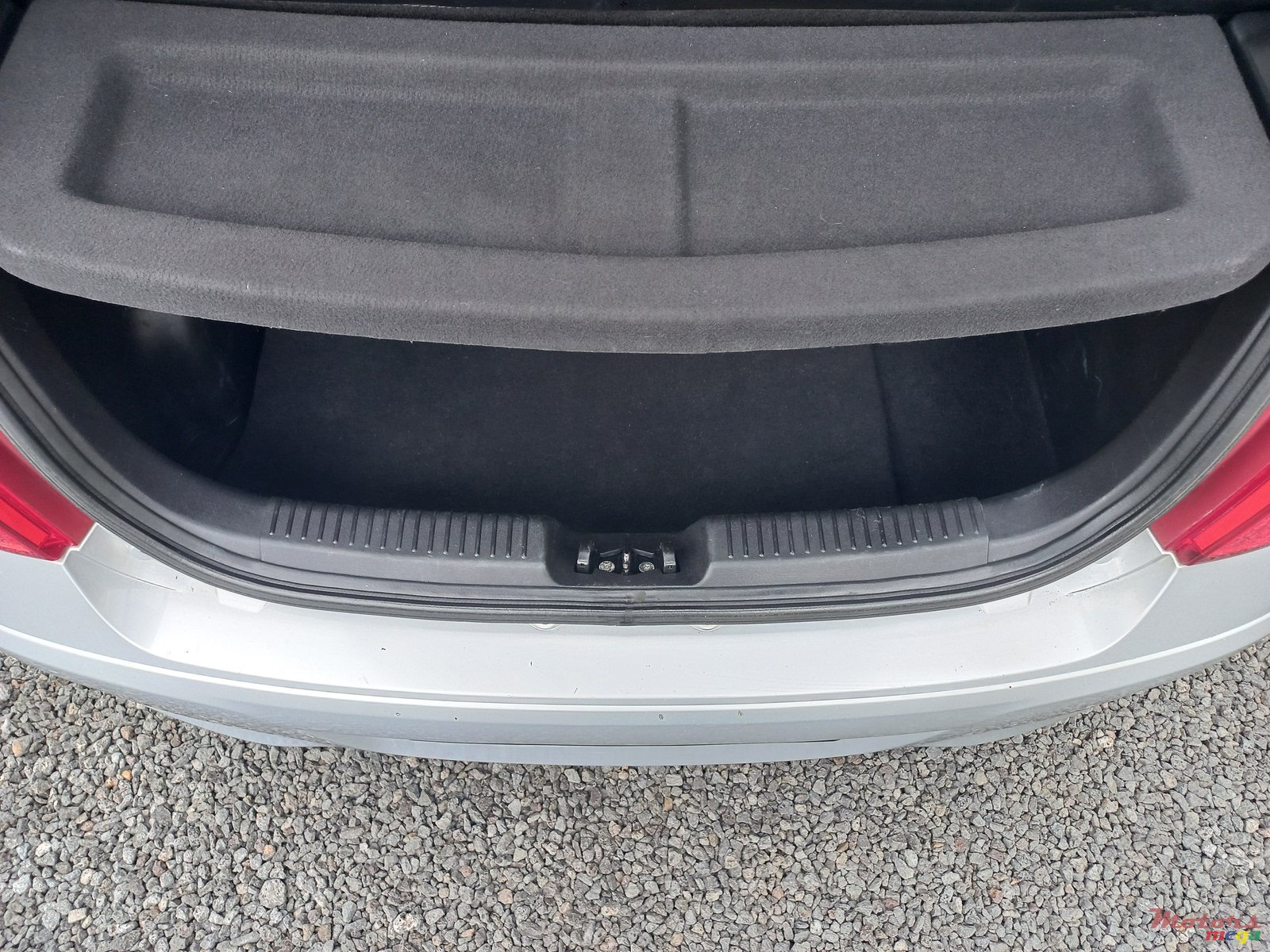 2012' Hyundai i10 MANUAL photo #6