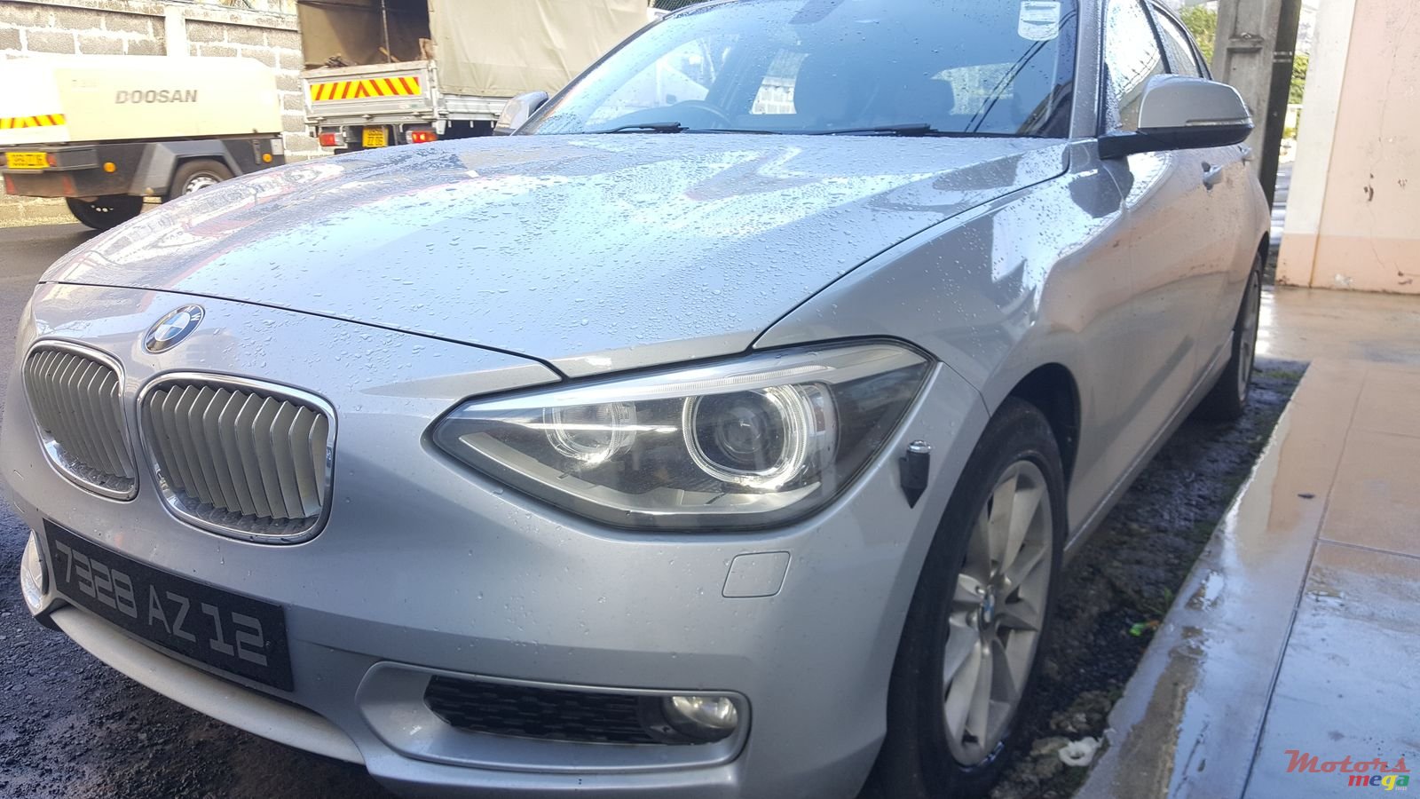 2012' BMW 116 Urban twin turbo photo #1