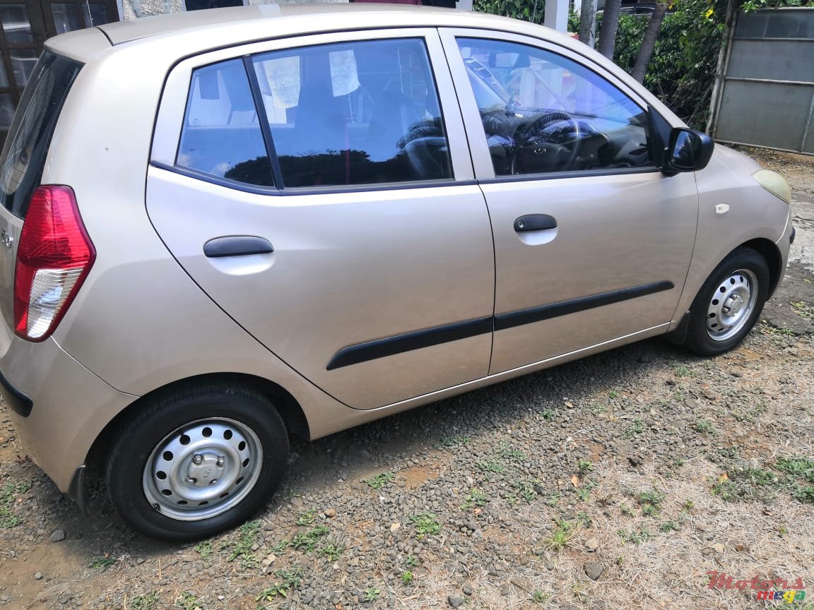 2008' Hyundai i10 photo #3