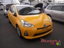 2013' Toyota Aqua photo #1