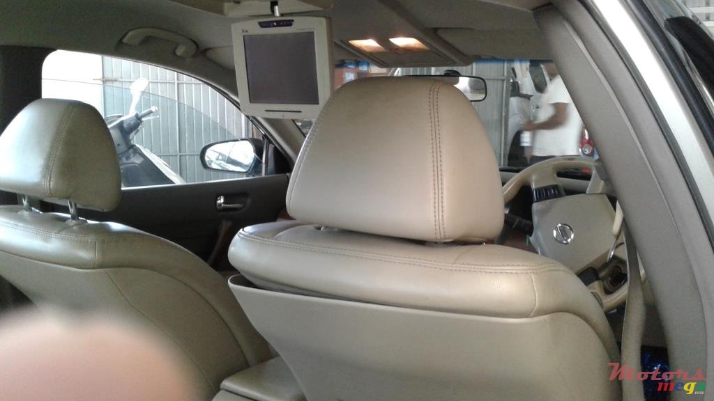 2007' Nissan Cefiro 200 photo #6