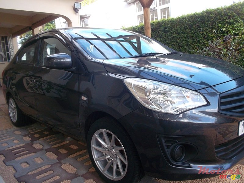 2015' Mitsubishi None photo #3