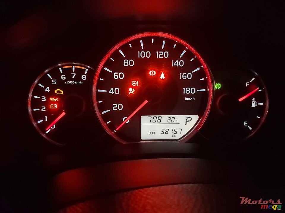 2014' Toyota Fielder photo #2