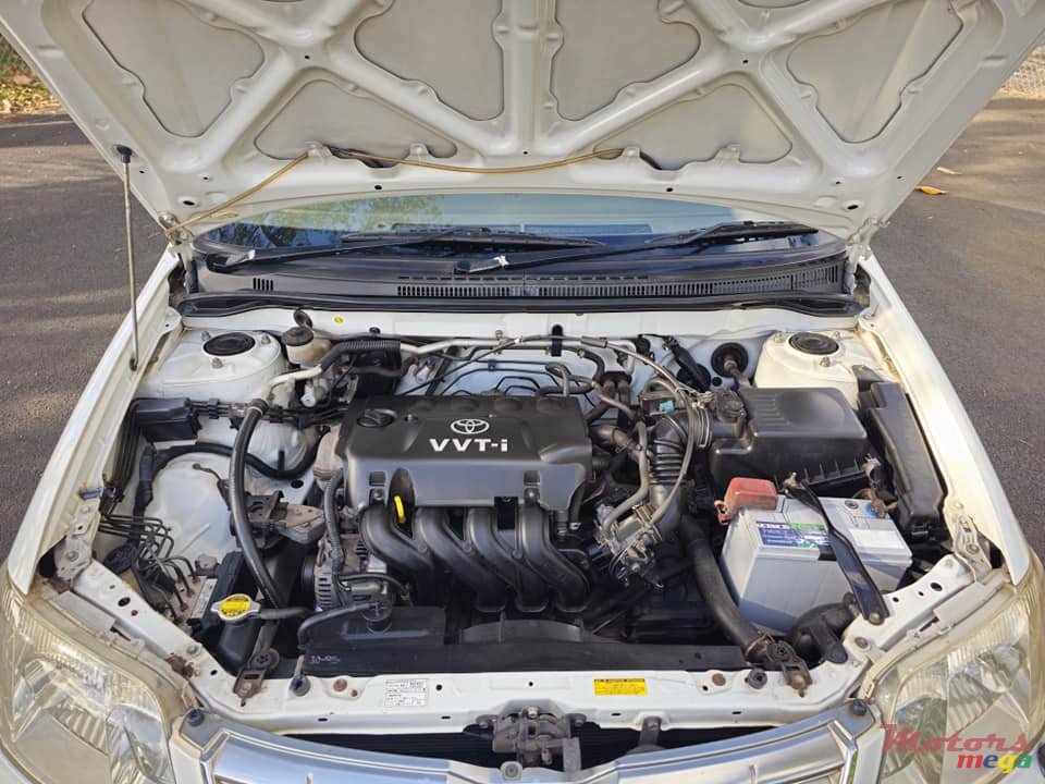 2006' Toyota Corolla NZE121 photo #6