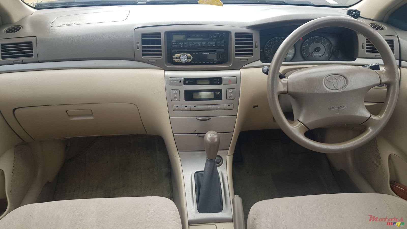 2005' Toyota Corolla NZE photo #3